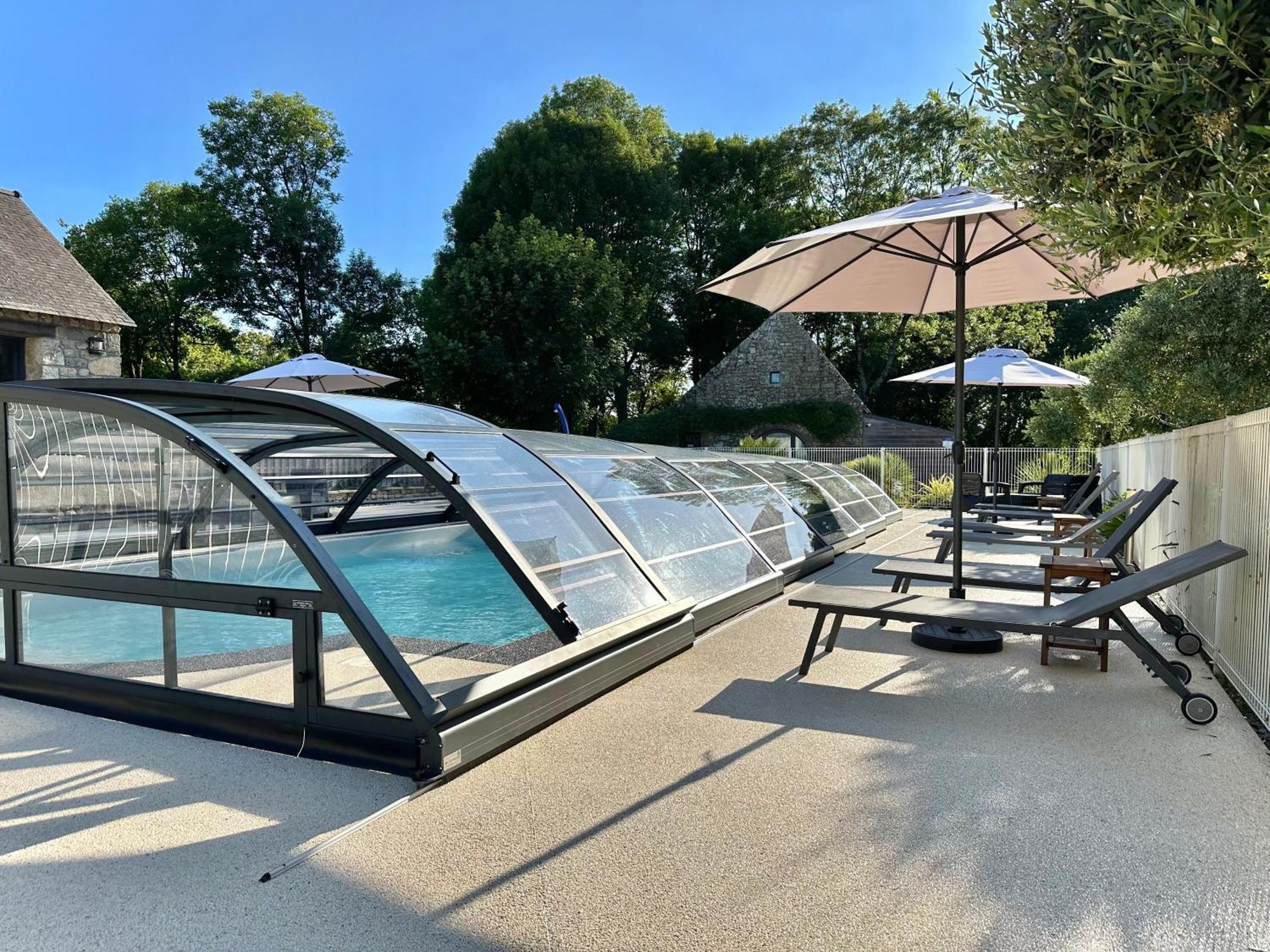 Отель Le Domaine Du Ganquis Belz Экстерьер фото